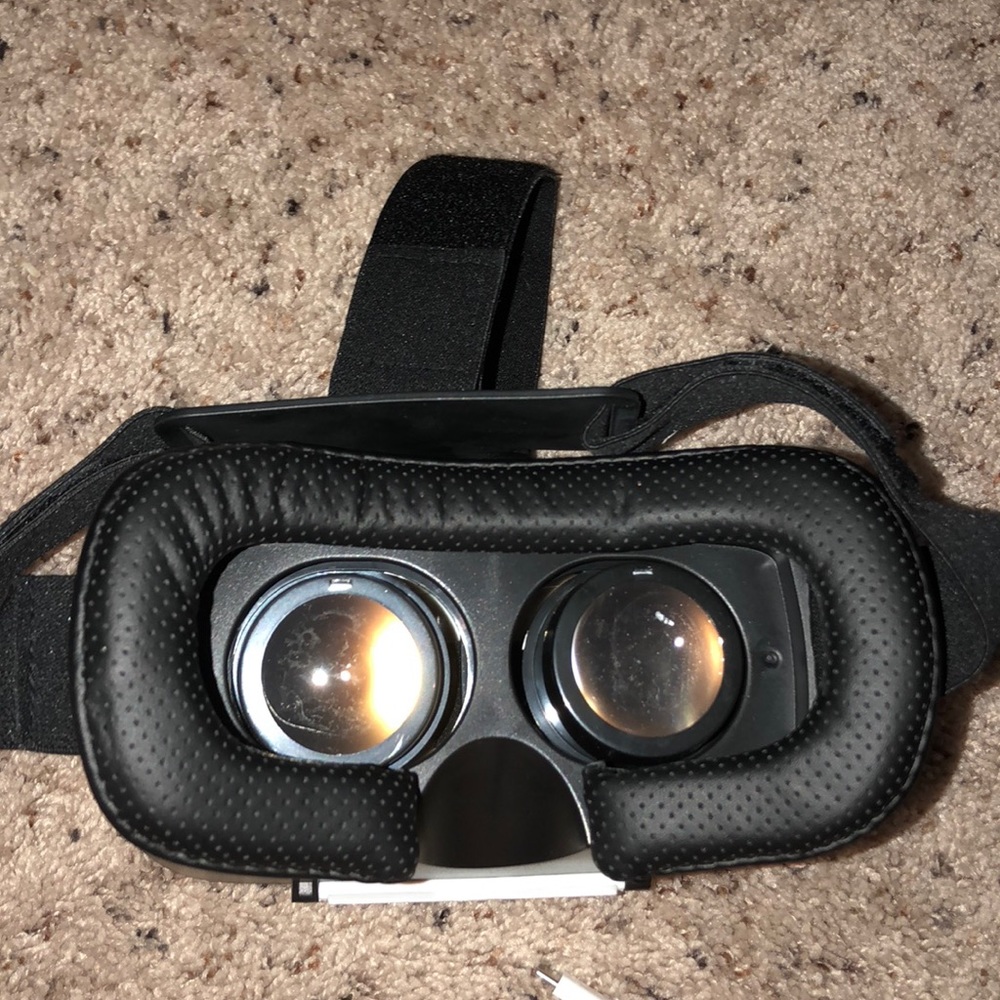 vr - Picture 3 of 3